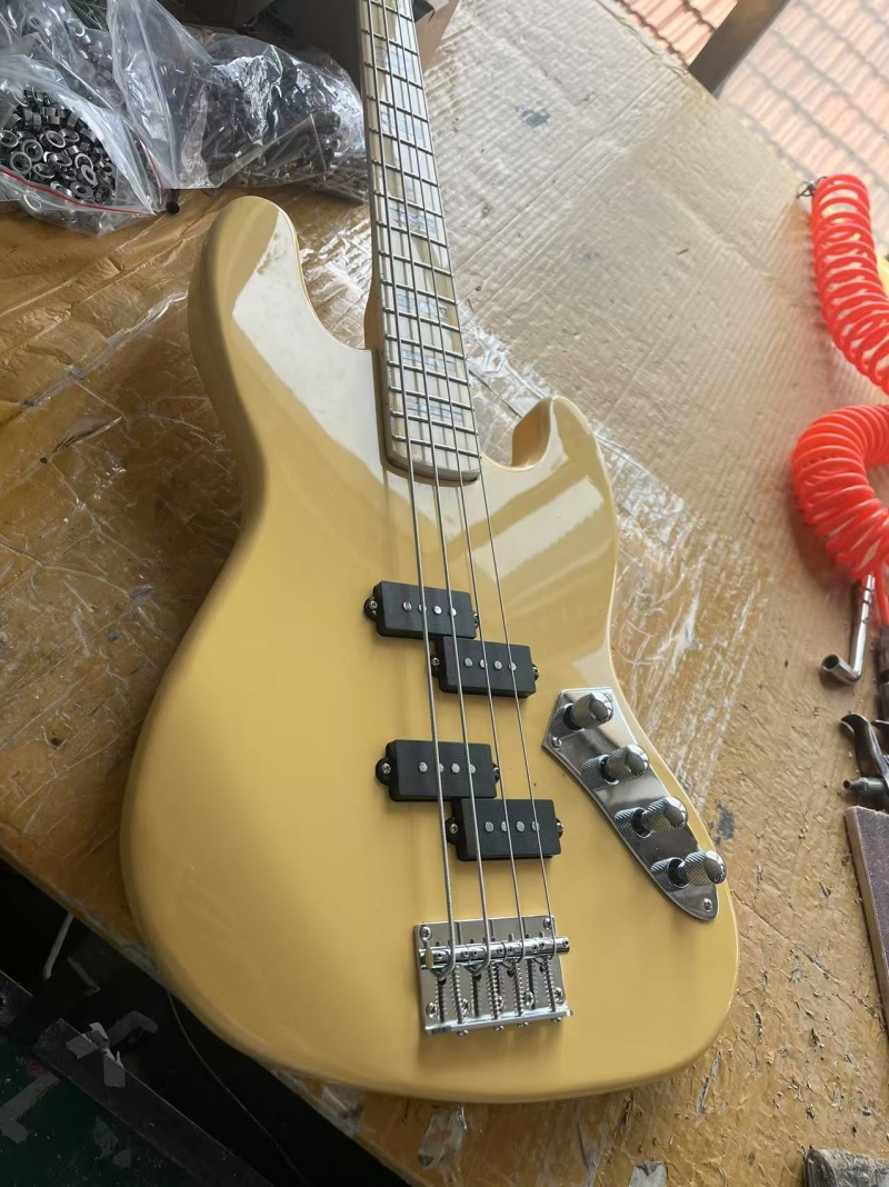 Custom 4-string electric bass, - Bass Guitar Fretless recension och pris