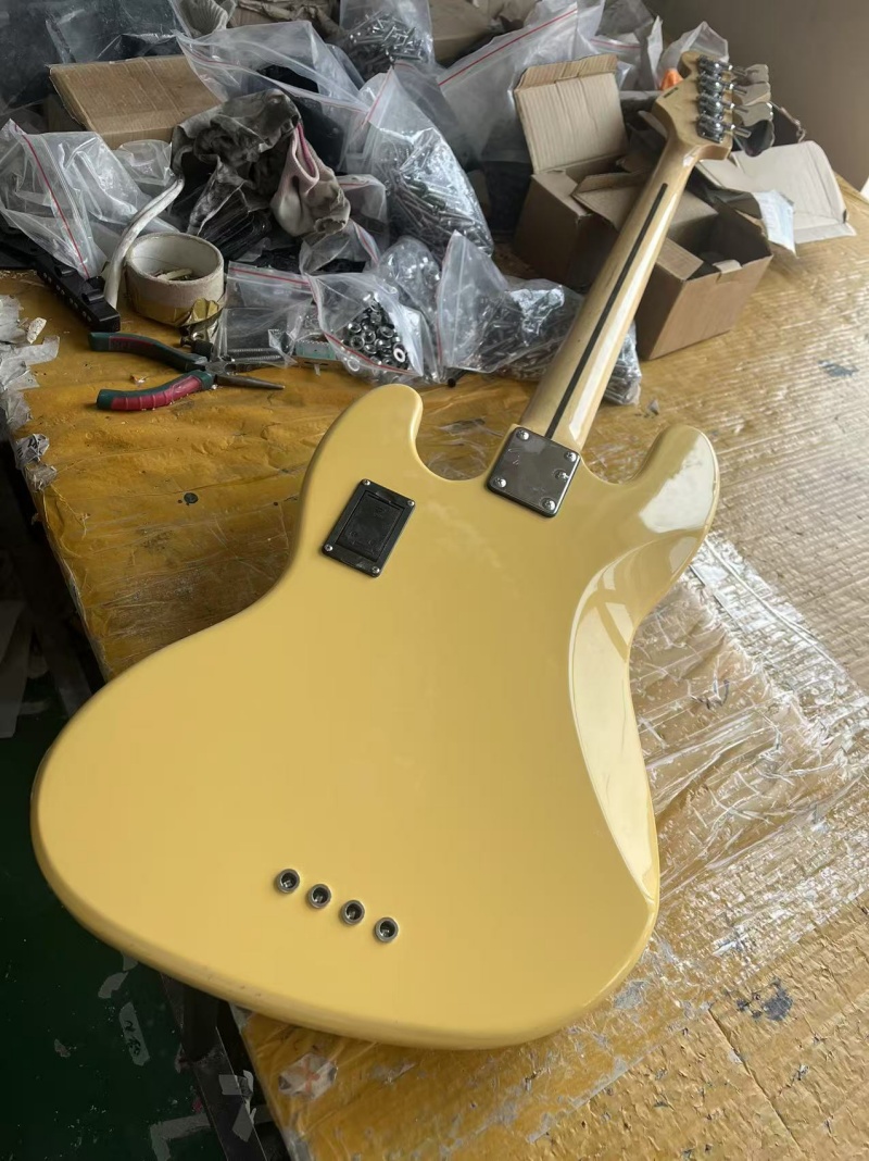 Custom 4-string electric bass, - Bass Guitar Fretless recension och pris
