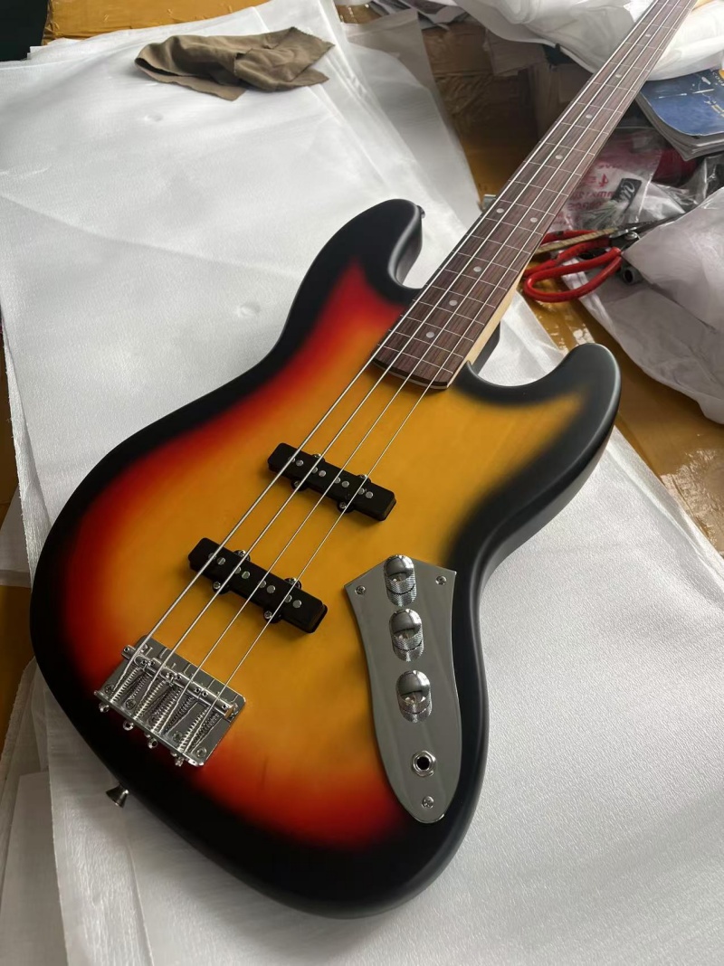 Free delivery of high quality  - Bass Guitar Fretless recension och pris