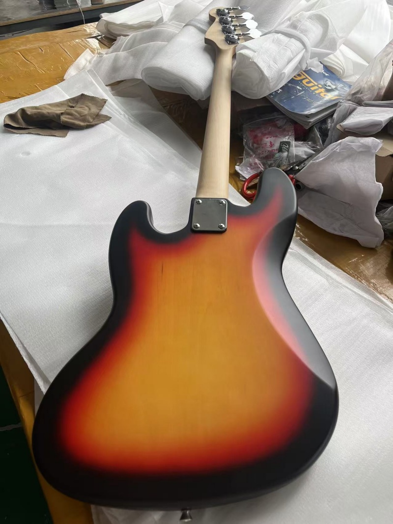 Free delivery of high quality  - Bass Guitar Fretless recension och pris